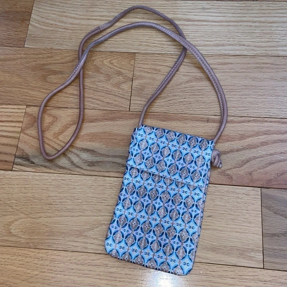 NWOT Free People Let’s Dance Phone Leather Crossbody Bag